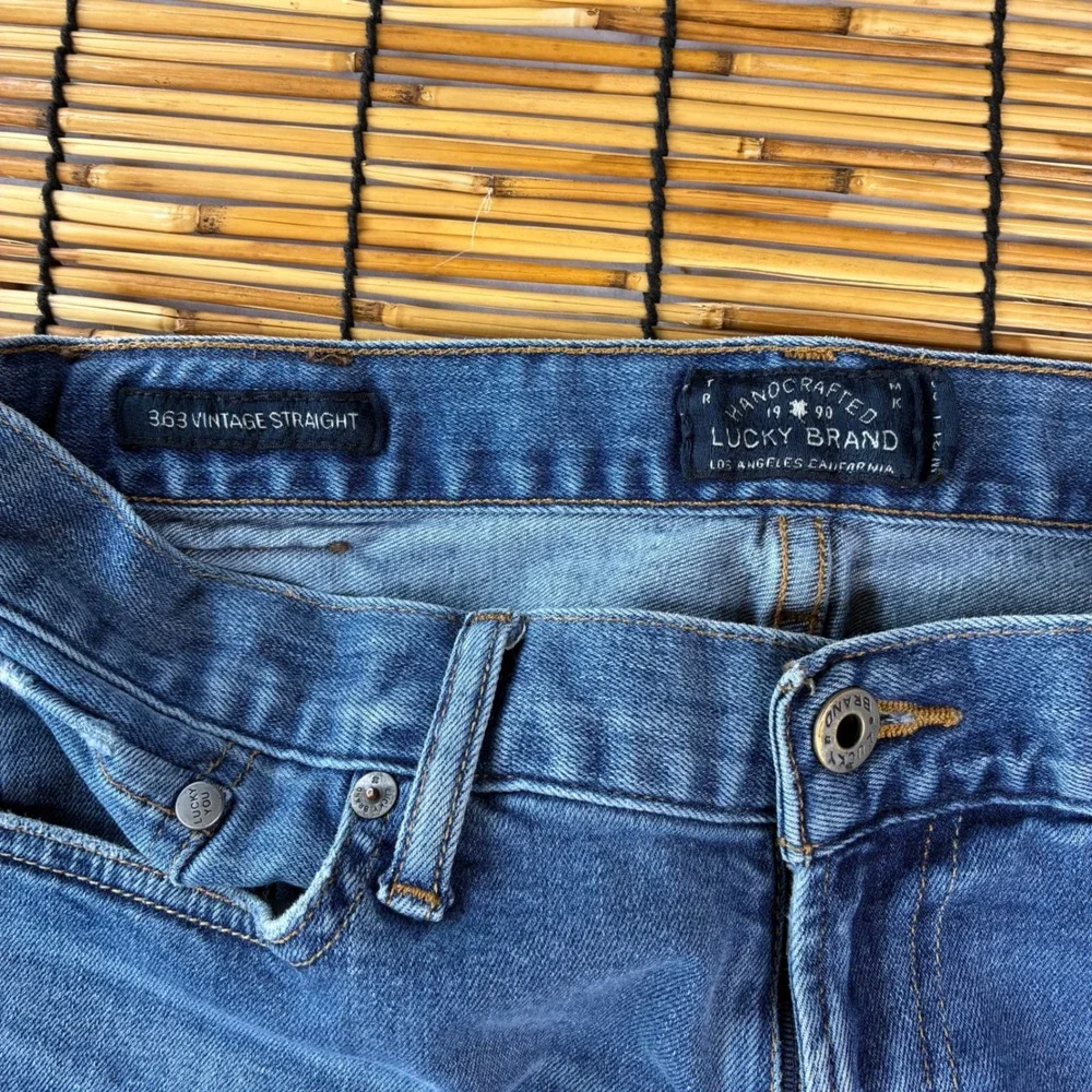 Lucky Brand 363 Vintage Straight Mens Blue Medium Wash Denim Jeans 32x30